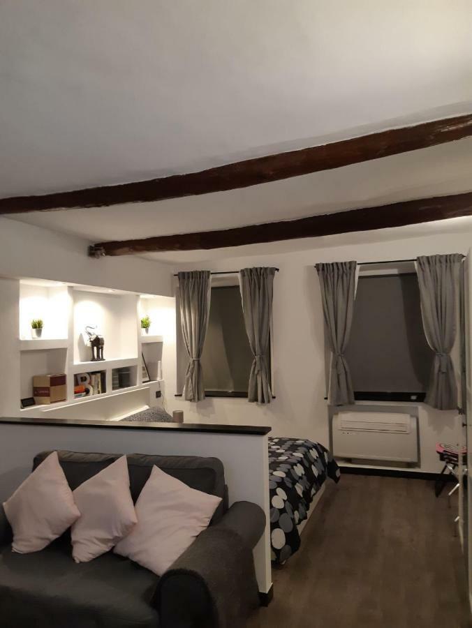 Apartment Casa Samba Centro Storico Genua